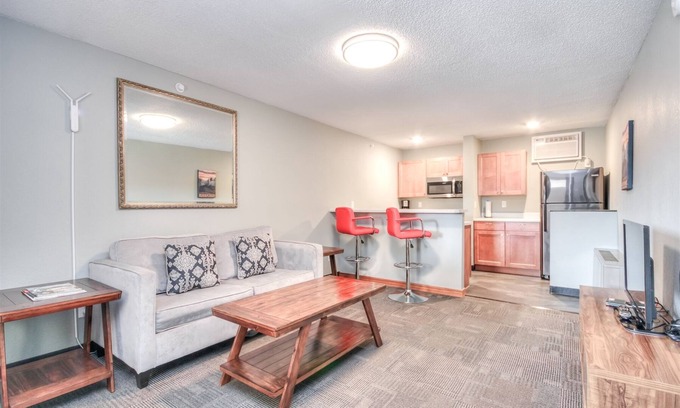 Rapid City Apartment | Suite 217 - 1BR Apartment | 1 Bed, 1 Bath