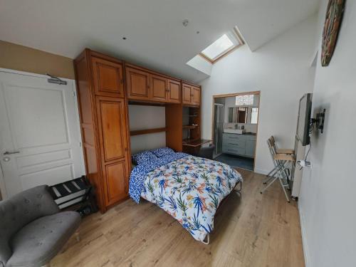 Pin - Vert Galant House | Suite avec parking 24h du mans