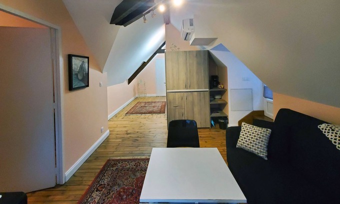 Aubin Bed & Breakfast | Suite de luxe N°5 in a park of one hectare