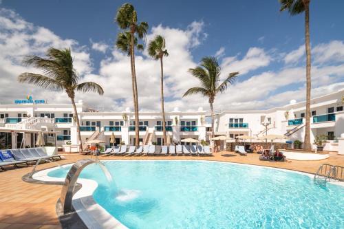 Puerto del Carmen Hotel | Suite Hotel Montana Club