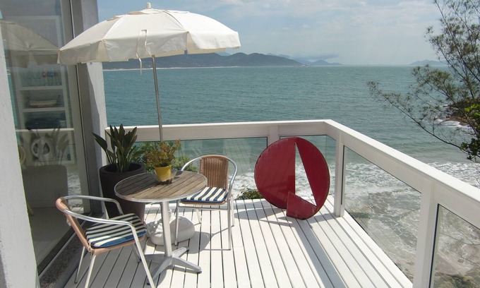 Garopaba Apartment | Suite Laziness at the Lazy Beach