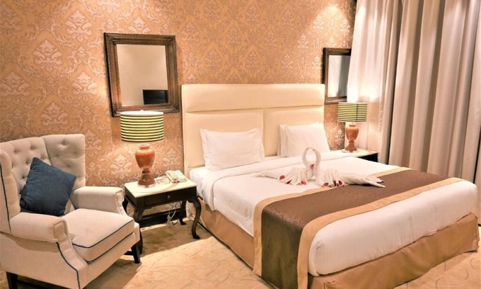 Al Majaz Apartment | Suite Room in Al Majaz Sharjah by Luxury Bookings