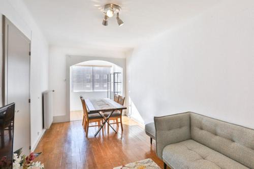 Mulhouse Apartment | Suite Très Moderne et Cosy, Proche Centre-ville, MULHOUSE CENTRE