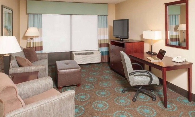 South Bend Hotel | Suite w/Full Kitchen & Free Breakfast – Ideal for Extended or Short Stays