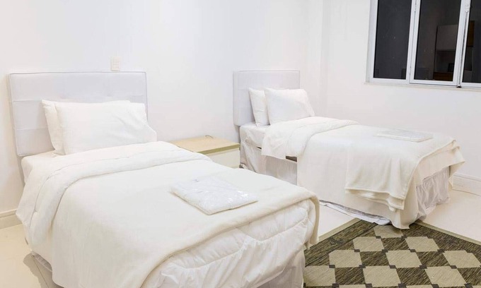 Sao Conrado Hotel | Suite with 2 single beds