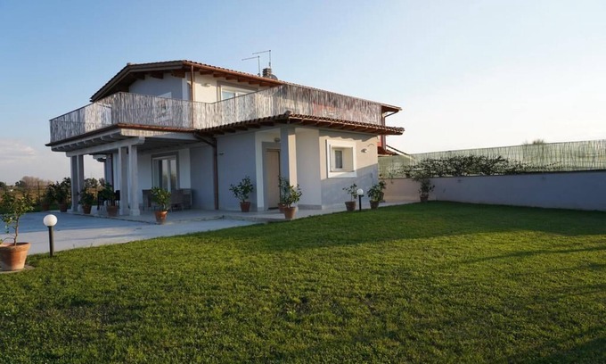 Ladispoli Apartment | SUITE WITH IMPERIAL GARDEN Holiday home