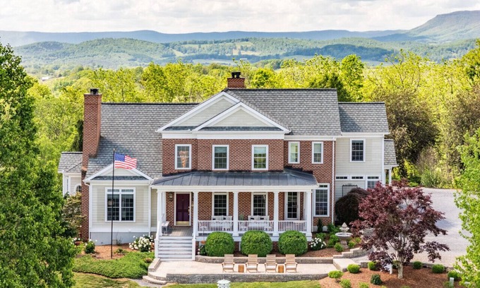 Lexington Other | Summer House a Luxury Country Retreat