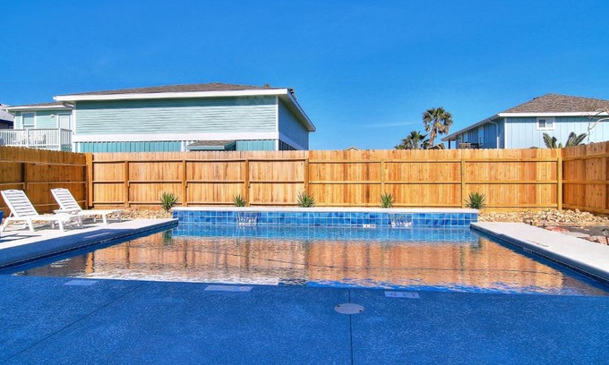 Leeward Sands House | Summer Salt