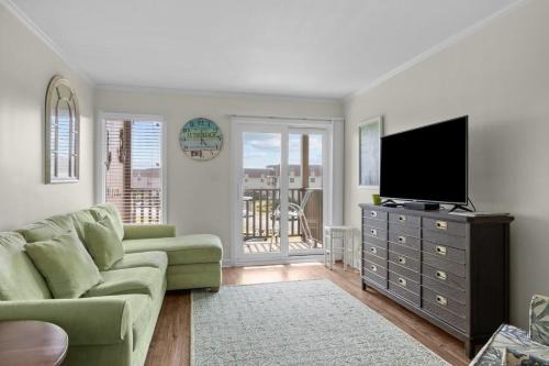 Morehead City Apartment | Summer School condo
