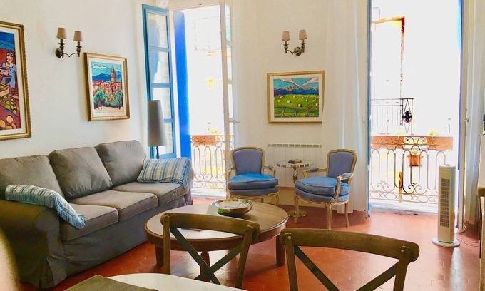 Pezenas Apartment | Summer Special Sale! Clean, Bright Character Apt. in the Heart of Pezenas