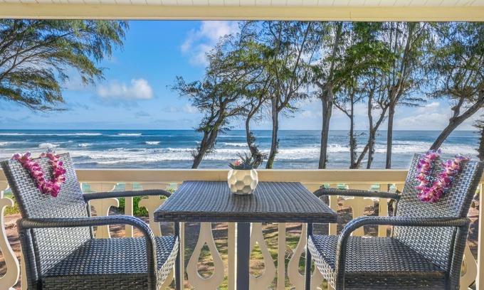 Wailua Apartment | Summer Specials at Serenity | Islander on the Beach Oceanfront Studio with AC