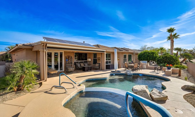 Surprise House | Sun City Grand Oasis - Heated Pool & Fairway Views, Golf Cart Rental Available