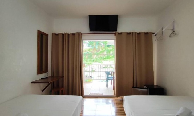 San Pedro Apartment | Sun-Kissed Getaway in Puerto Princesa