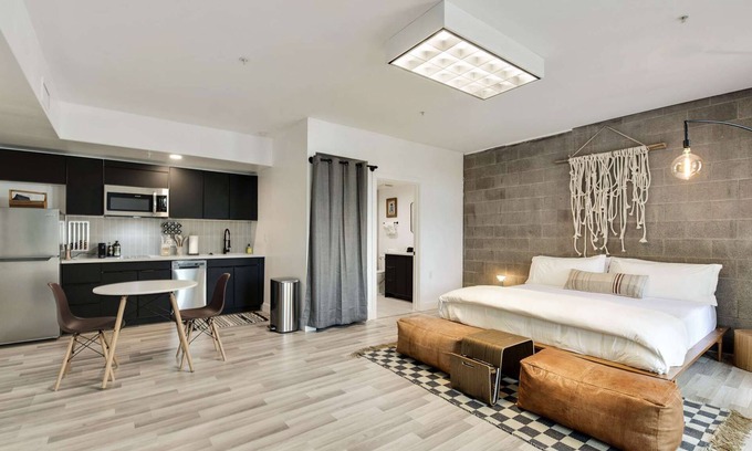 Riverside Apartment | Sun's Studio apartment with Pool!