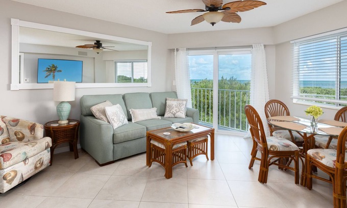 Tavernier Condo | Sunbeam Dream Oasis [Ocean Pointe 4211]