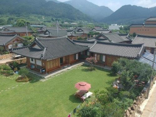 Suncheon House | Suncheon Sagyejeol Haeoreum Hanok Pension