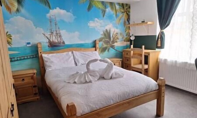 Northampton Apartment | Sunny Adventure at Sunny Waves