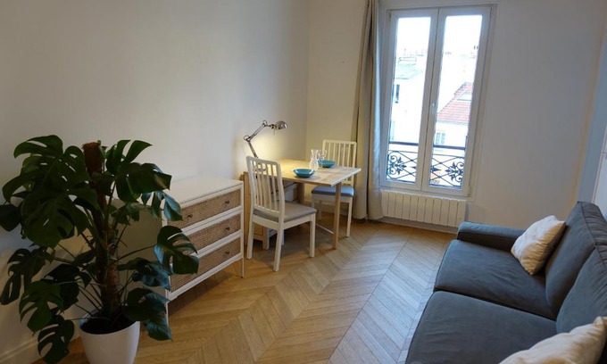 14th Arrondissement Apartment | Sunny and quiet apartment