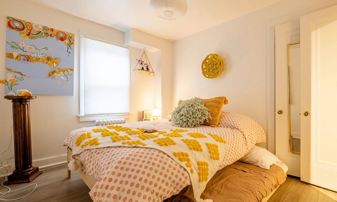 Squirrel Hill House | Sunny Bunny House Eco-Luxe Vacation Retreat.