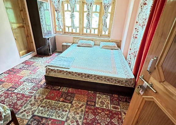 Sangla House | Sunny homestay