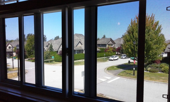 Surrey Bed & Breakfast | Sunny Island by White Rock B&B