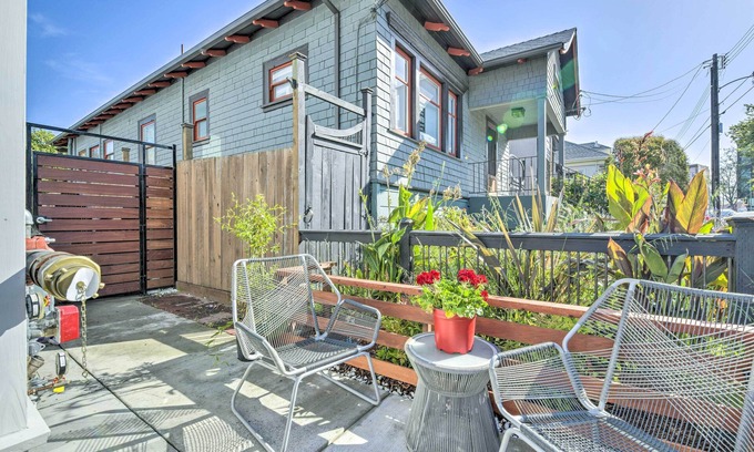 Shafter House | Sunny Oakland Retreat w/Patio & Cute Garden!