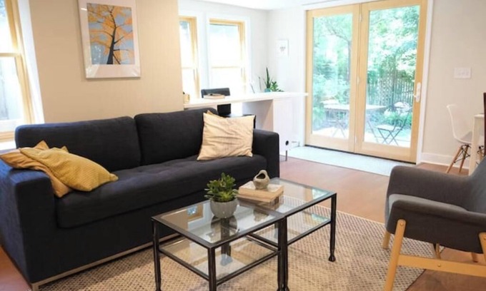 Takoma Park Apartment | Sunny Takoma Apt., Walk to Metro, Free Parking