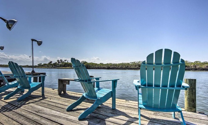 Arroyo City Apartment | Sunny, Waterfront Rio Hondo Studio with Shared Perks
