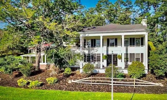 Wellsboro House | Sunset Chateau