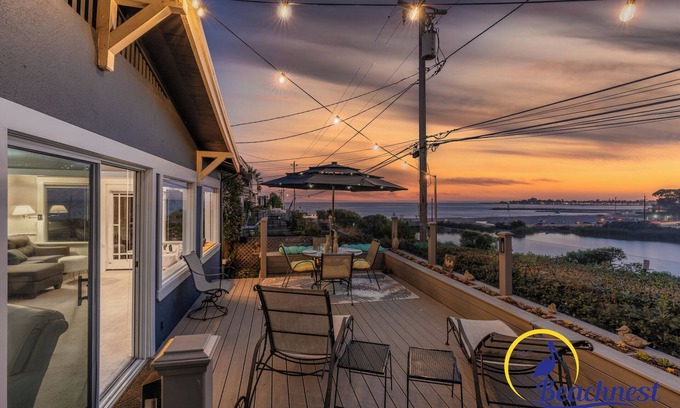 Eastside Santa Cruz House | Sunset Cottage