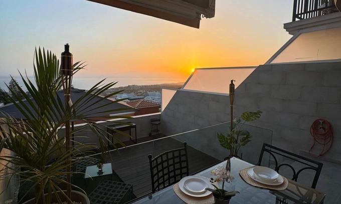 Costa Adeje Ski Chalet | Sunset Luxe - Jacuzzi, Sea View , Netflix