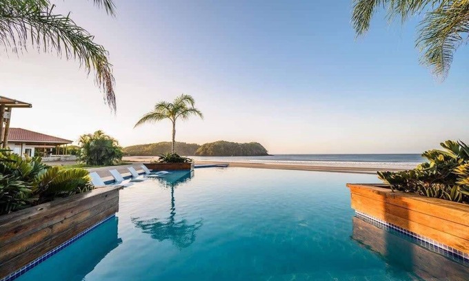 Las Escobas del Venado Apartment | Sunset Suite - Blue Venao