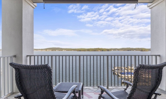 Dadeville Apartment | Sunset Serenity at Lake Martin, Sunset Serenity- 2BR Lake Martin Condo w/best views!