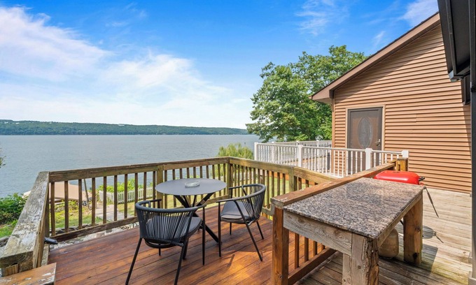 Valois House | Sunset View Waterfront Home in the heart of Seneca Lake Wine Trail with Hot Tub