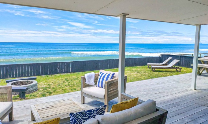 Pukehina House | Sunshine Paradise Beachfront