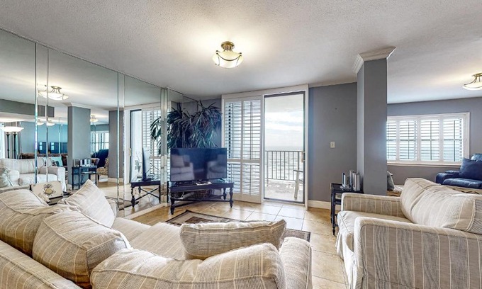 Orange Beach Hotel | Sunswept 803