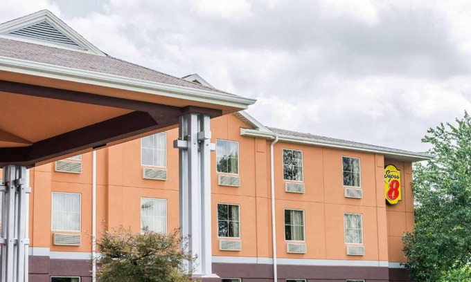 Mars Hotel | Super 8 by Wyndham Mars/Cranberry/Pittsburgh Area