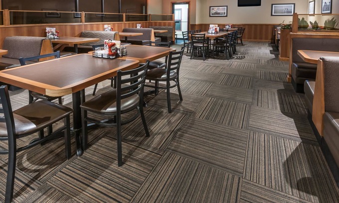 Northwest Edmonton Hotel | Super 8 by Wyndham Edmonton/West