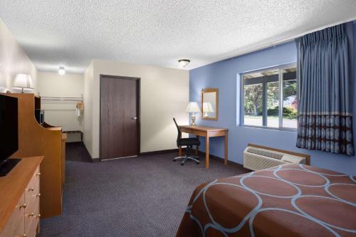 Susanville Hotel | Super 8 by Wyndham Susanville