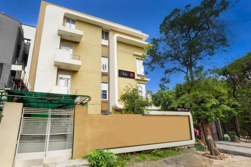 Noida Hotel | Super Collection O Ambient Inn