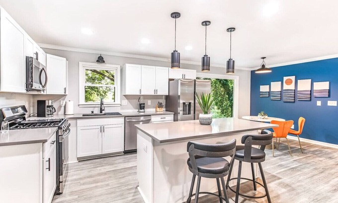 Atlanta House | Super Comfy, Quiet, Stylish ATL!