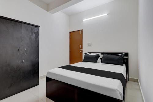 HBR Layout Hotel | Super Hotel O Sri Sai Guru Comfort