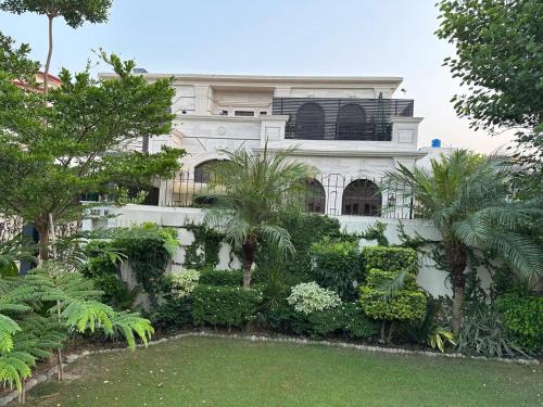 Lahore Apartment | super nova 1