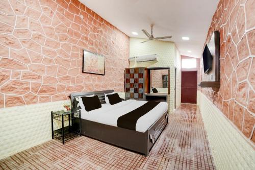 Barli Hotel | Super Townhouse Rampura Formerly Rawat Resort