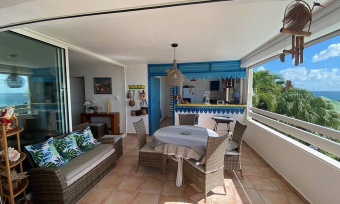 Anse des Rochers Apartment | Superb 180° sea view apartment - with water tank