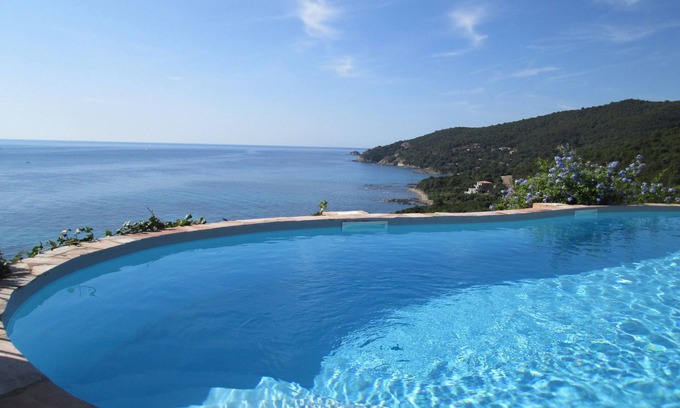 Conca Apartment | Superb 2/4-person apartment in Villa with swimming pool and panoramic sea view