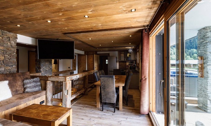 Champagny-en-Vanoise Apartment | Superb accommodation, outdoor jacuzzi, view, sauna