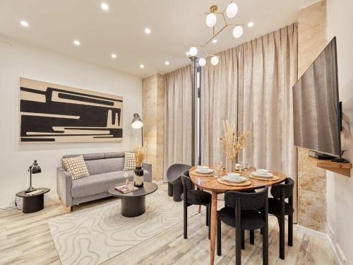 7th Arrondissement Apartment | Superb Apartment Invalides St Germain des Près