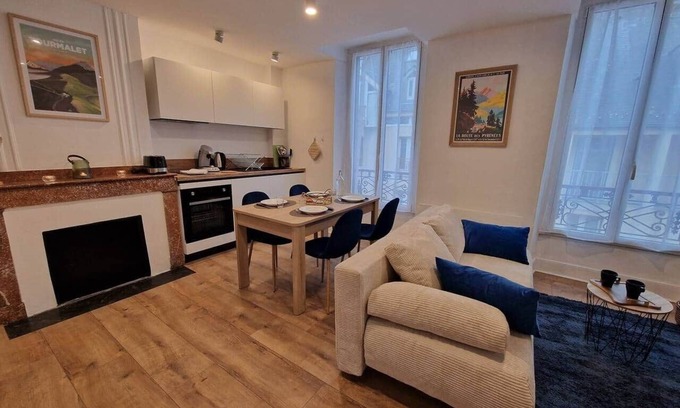 Bagneres-de-Bigorre Apartment | Superb downtown apartment Le Tucou