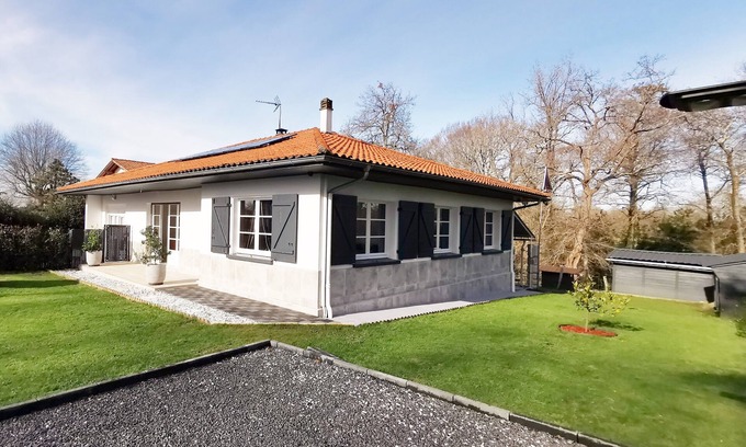 Saint-Martin-de-Seignanx Villa | Superb villa with SPA